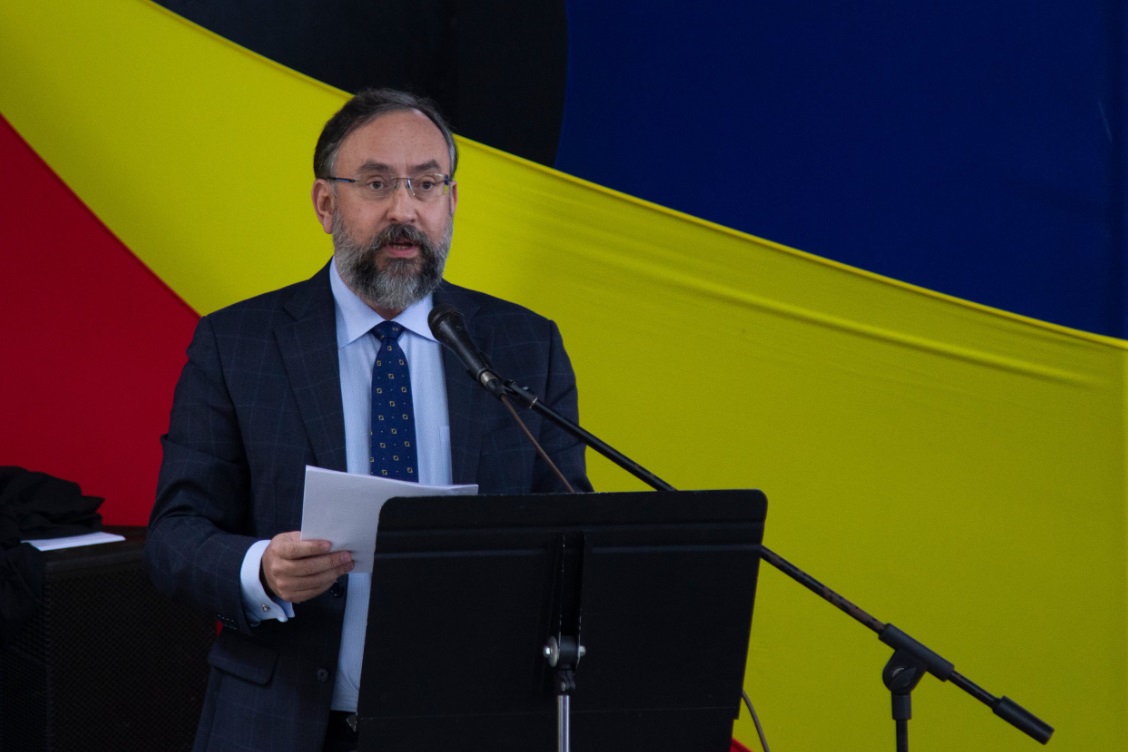 Presidente de la Comisión Nacional de Primaria: 