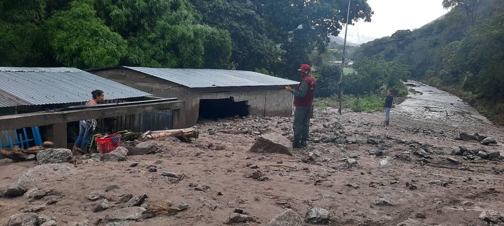 EN ALERTA MÁXIMA: 5 municipios de Trujillo afectados por intensas lluvias