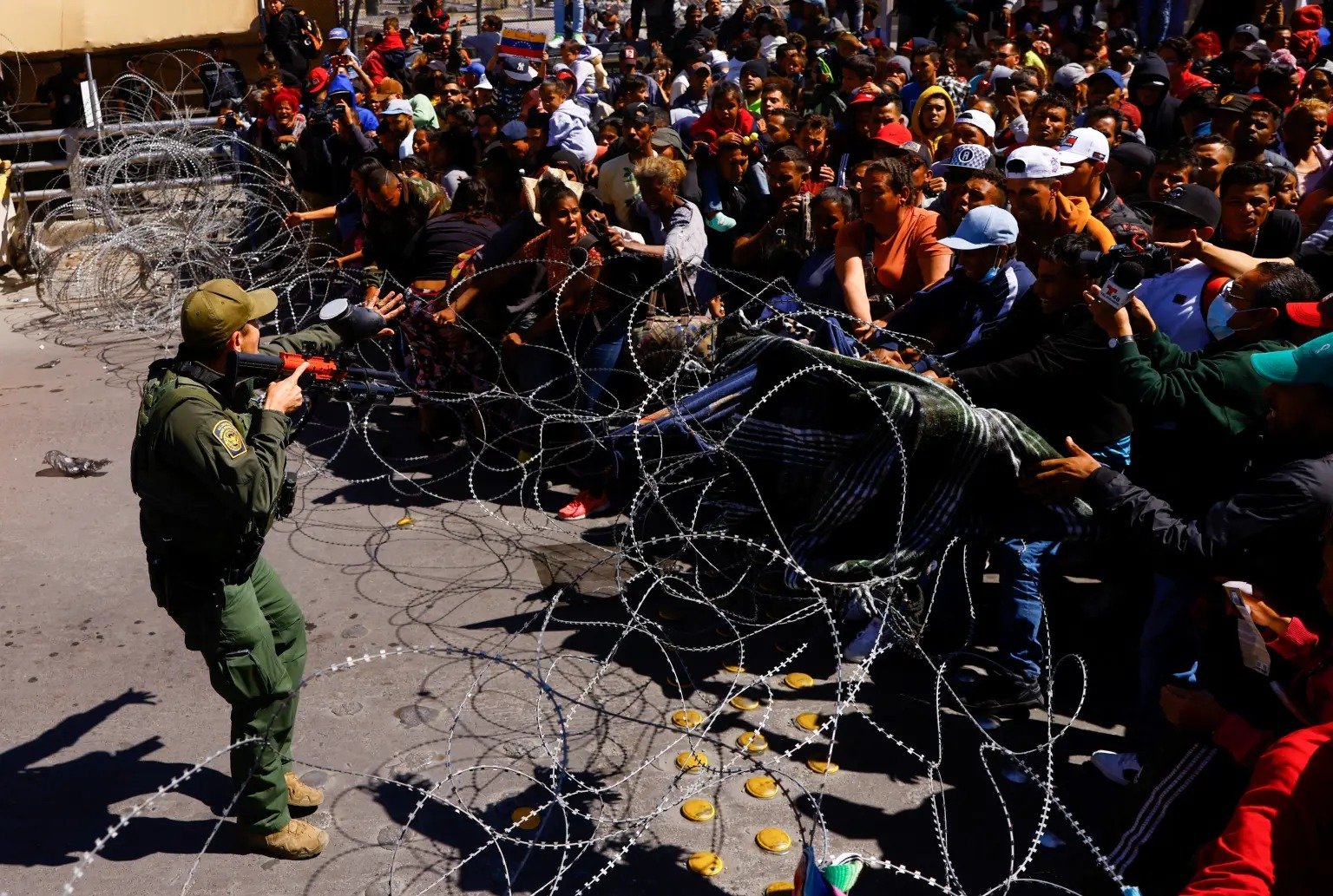 Albergues en Ciudad Juárez colapsados ante la llegada de migrantes en su mayoría venezolanos