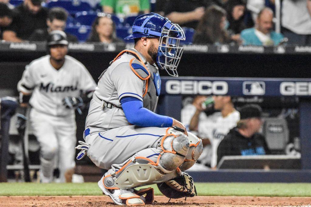 Omar Narváez Mets