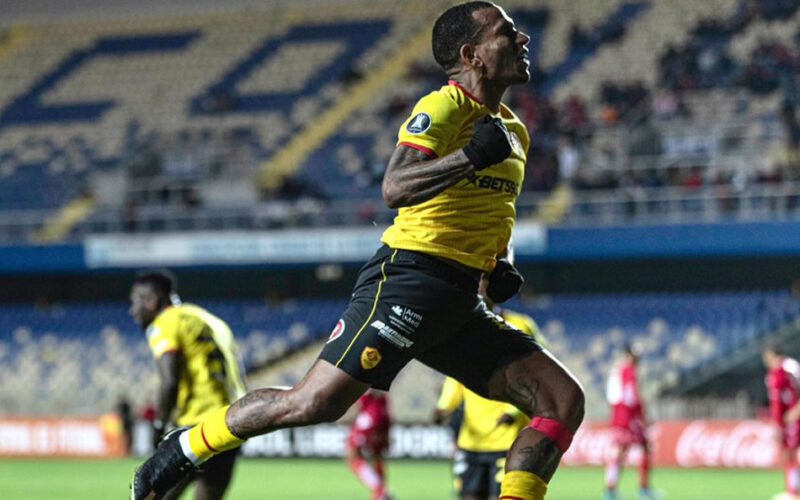 Rómulo Otero Aucas
