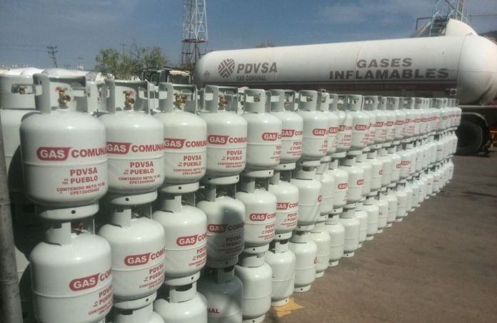 Coningas propone plan nacional para renovar bombonas de gas