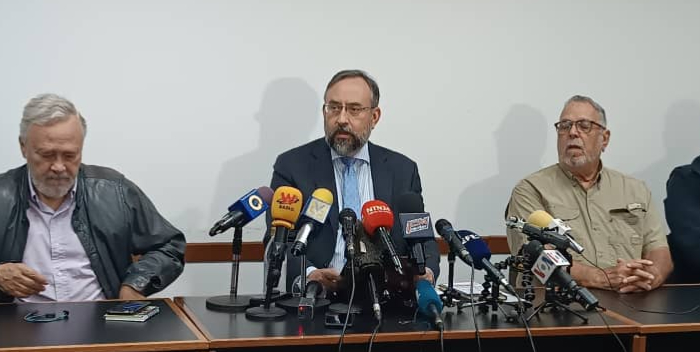 Casi 40 mil venezolanos en el exterior se han inscrito para votar en la primaria: lidera Chile