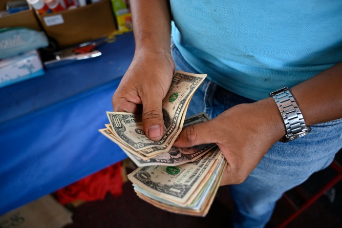 CTV exige salarios dignos para trabajadores del sector público en Venezuela