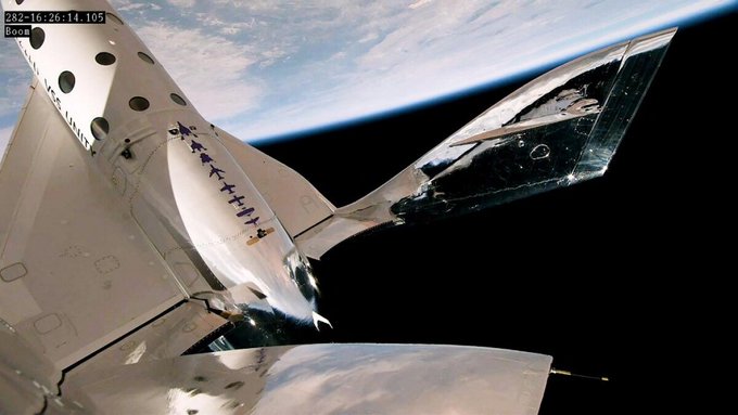 Una madre y su hija volarán al espacio con Virgin Galactic el 10 de agosto