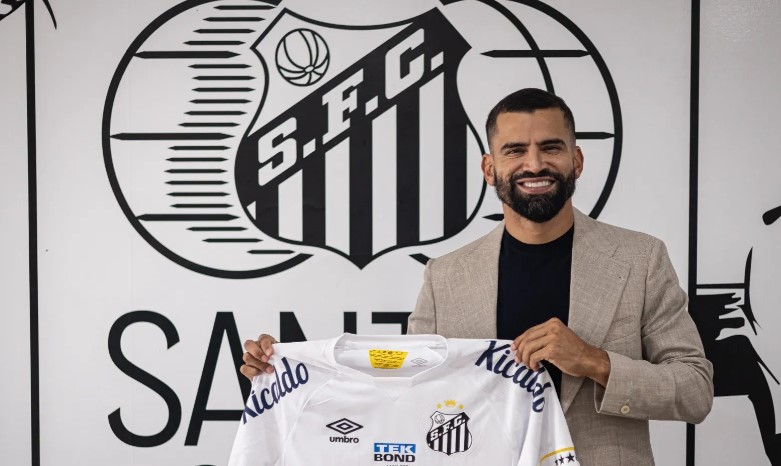 Tomás Rincón fue presentado como nuevo jugador del Santos de Brasil