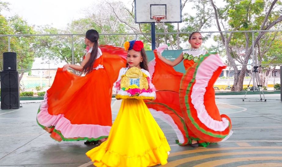 18 agrupaciones clasificadas danzas