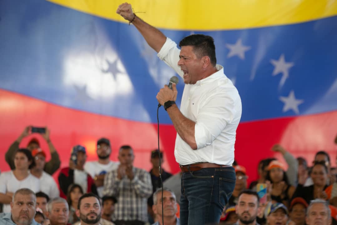Voluntad Popular podría retirar candidatura de Freddy Superlano a la primaria según Villegas