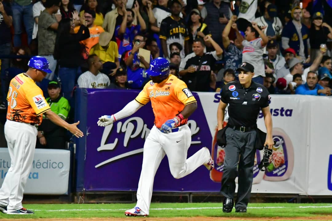 Yasiel Puig primer jonrón LVBP