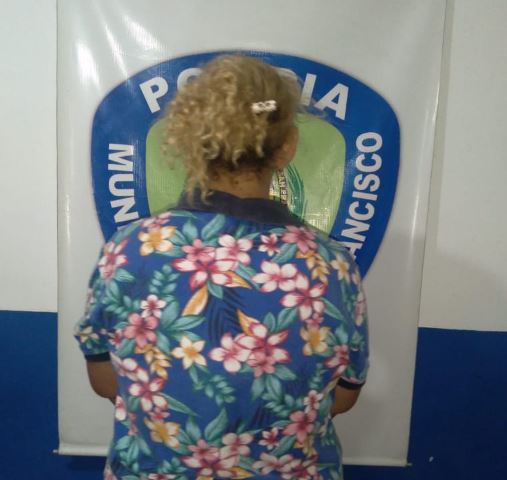 Golpeó a su hijo con una correa en la cara y para calmarlo le dio tres medicamentos juntos, le causó una sobredosis