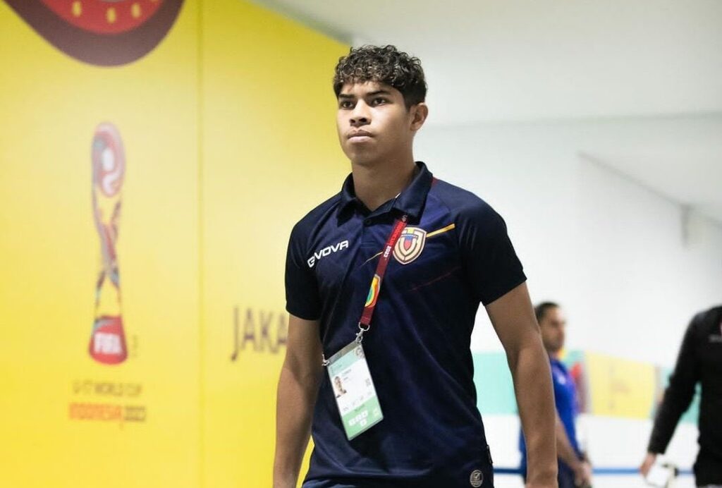 El vinotinto José Correa emigra al fútbol portugués. Foto: Andrés Yépez