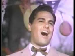 Alfredo Sadel, el dibujante caricaturista quien se convirtió en el tenor favorito de Venezuela