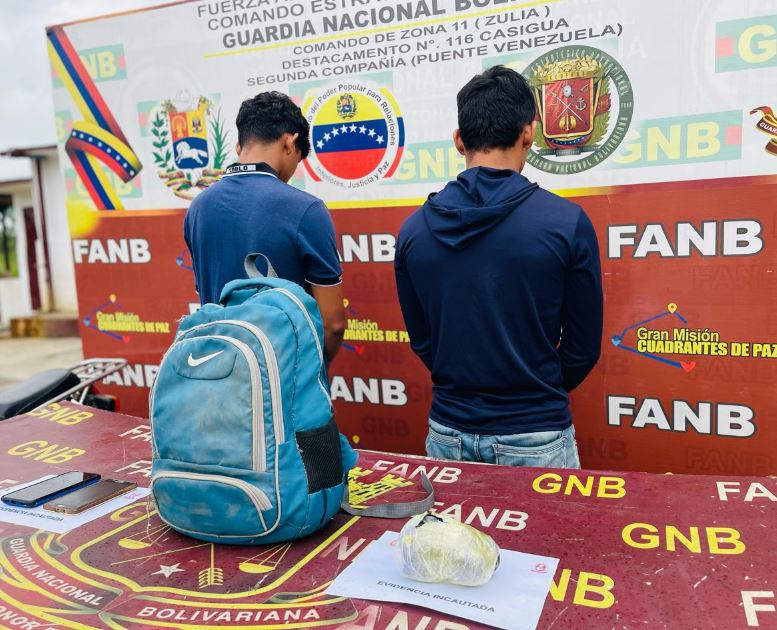 Plantaban coca en Colombia y se trajeron casi 400 gramos en un bolso: los arrestaron en Catatumbo