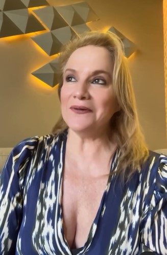 Esta cantante famosa dice recibir mensajes de voz "del mas allá" por el wasap