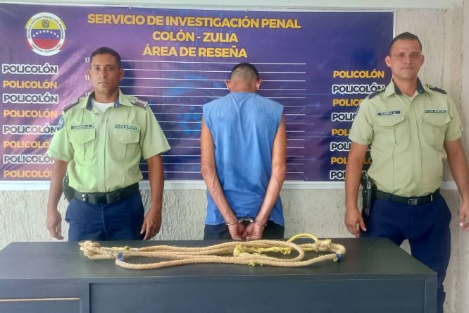 Detienen a hombre por amarrar a su vecino de 11 años a un poste en Santa Bárbara del Zulia