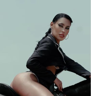Ana del Castillo