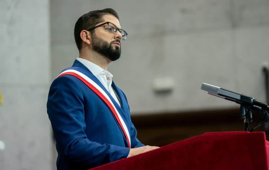 Presidente Boric presenta Ley para el aborto en Chile