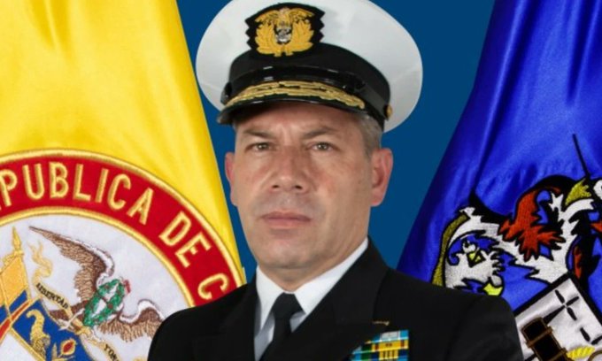 Petro designa al vicealmirante Juan Ricardo Rozo como nuevo comandante ...