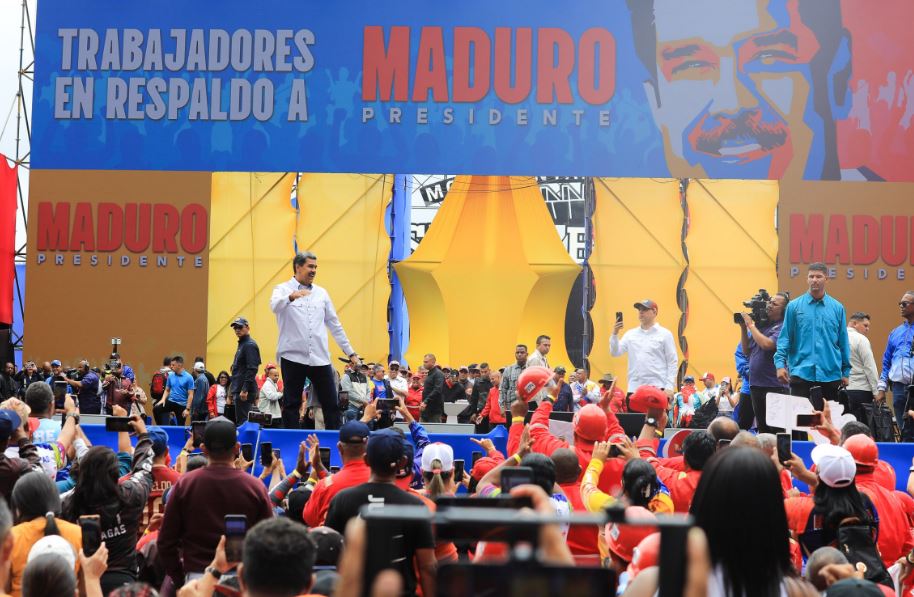 Maduro planteó una Ley antibloqueo para proteger a los trabajadores