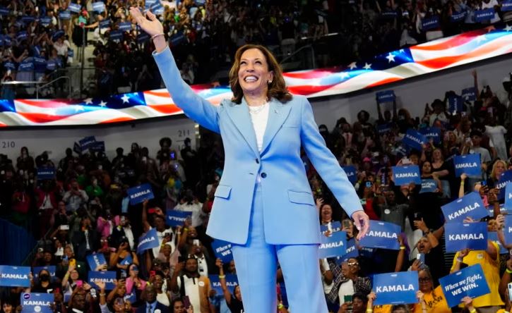 Kamala Harris asegura oficialmente la nominación demócrata a la presidencia de EEUU