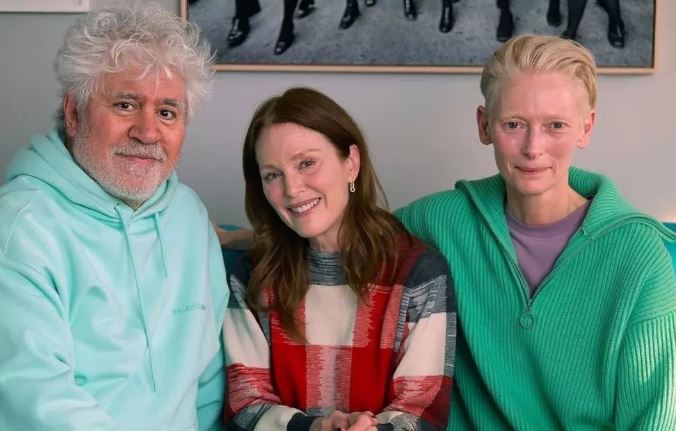 Almodóvar conmueve Venecia hasta los cimientos y recibe una ovación histórica de 17 minutos
