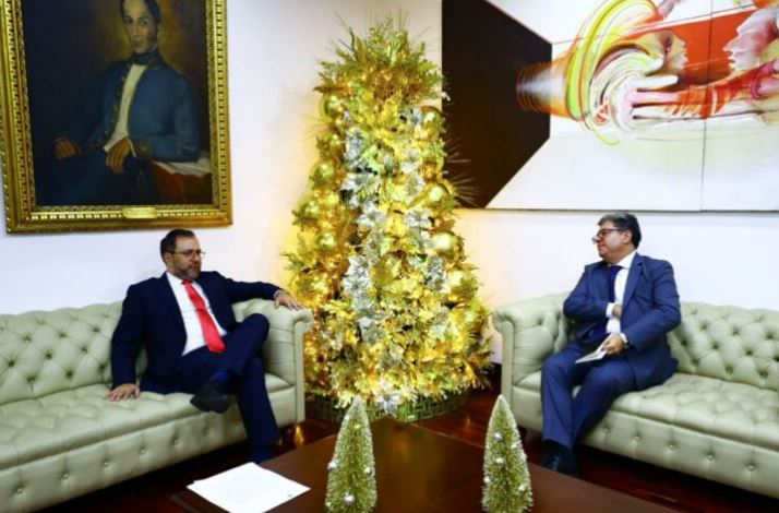 Caracas llamó a consultas "de manera inmediata" al embajador de Venezuela en Brasilia, Manuel Vadell