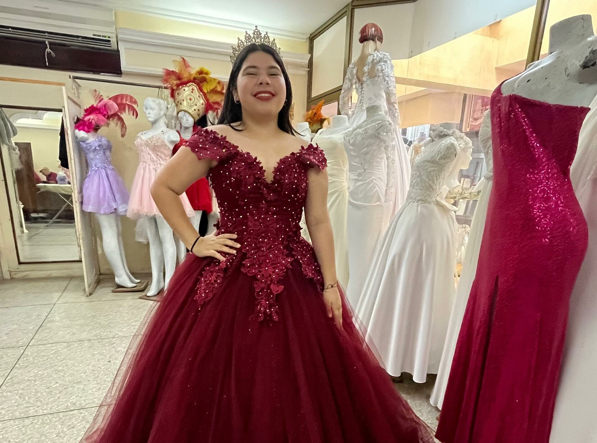 Casarse en Venezuela y el dilema de muchos novios:  Alquilar los trajes o ponerse una 