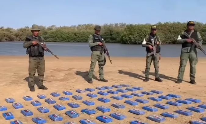 Decomisan 300 panelas de cocaína en el municipio Miranda