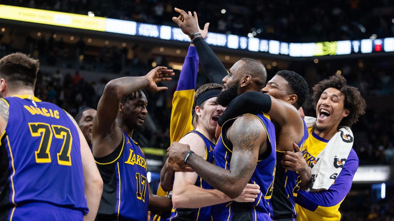 Remontó Lakers sobre la hora ante Peacers
