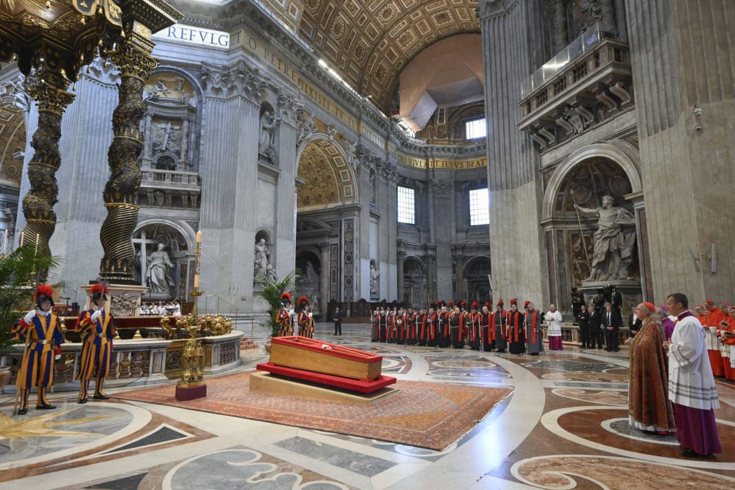 50 jefes de Estado, 10 monarcas y 130 delegaciones extranjeras entre los que asistirán al funeral del Papa Francisco