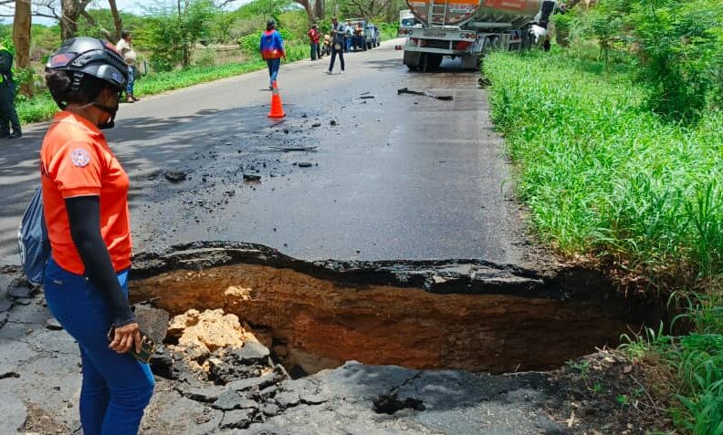 Restablecen el paso en el Km 75 de la vía Perijá