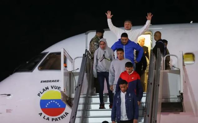 Llegaron a Venezuela más de 300 migrantes venezolanos provenientes de México