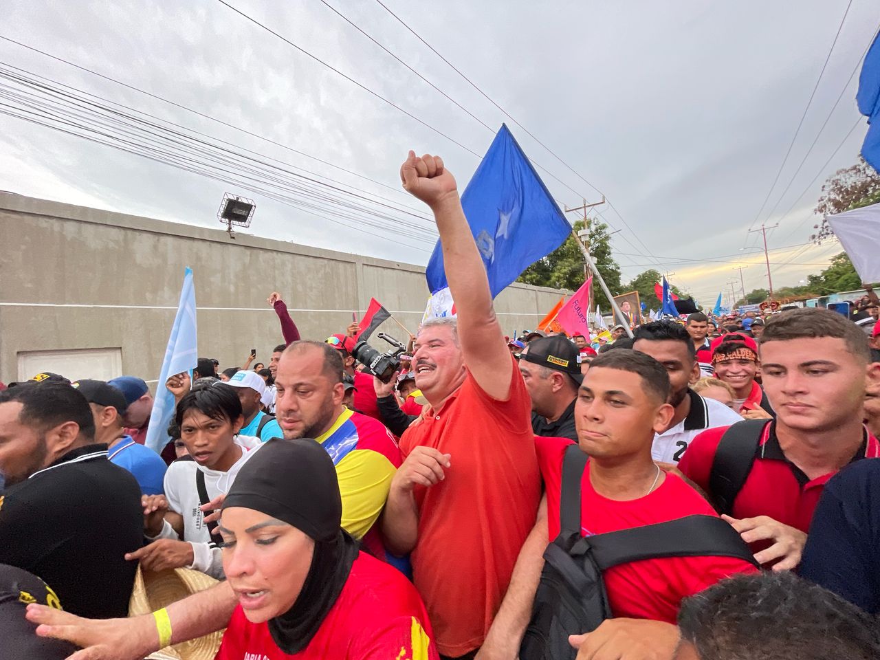 Luis Caldera inicia su campaña desde Integración Comunal