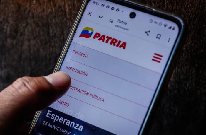 Cae otro bono por Patria
