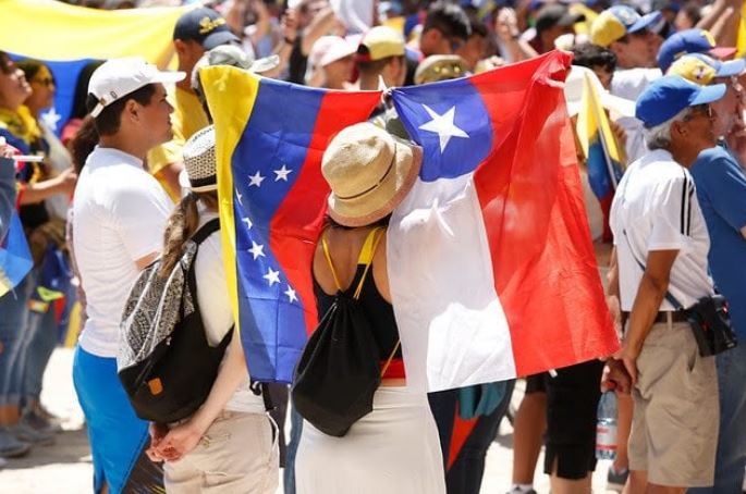 Censo 2024 en Chile destaca crecimiento migratorio y liderazgo de la comunidad venezolana