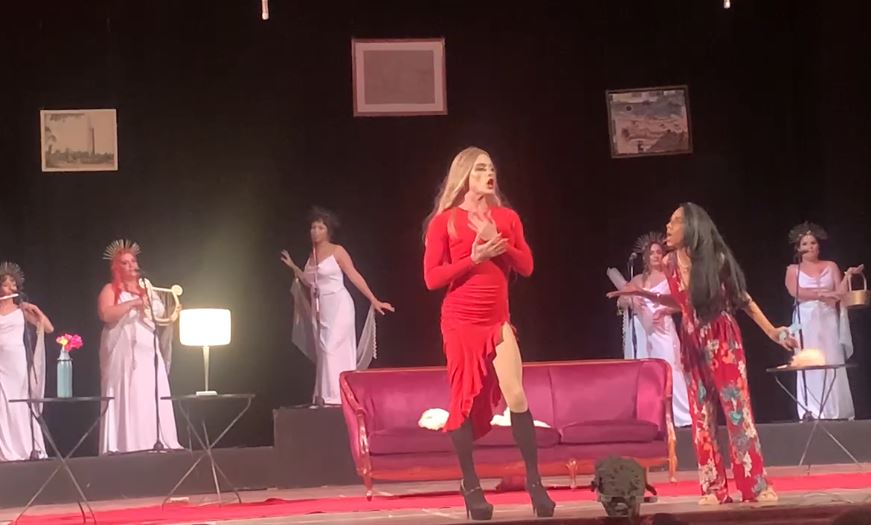 El vodevil renace con Canto Baralt y su “Madre a tres tiempos”