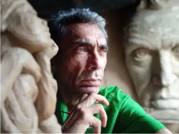 Falleció el reconocido maestro escultor Leonel Muñoz Bracho