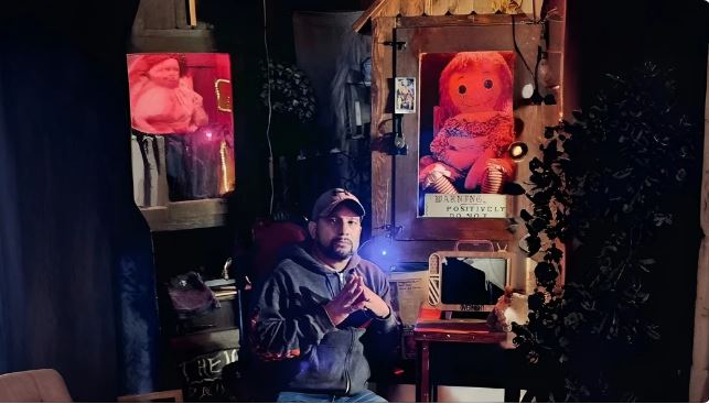 Murió Dan Rivera, custodio de la muñeca Anabelle e investigador paranormal