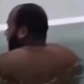 En video mujer encontró a su esposo con otro hombre en un jacuzzi gracias al GPS