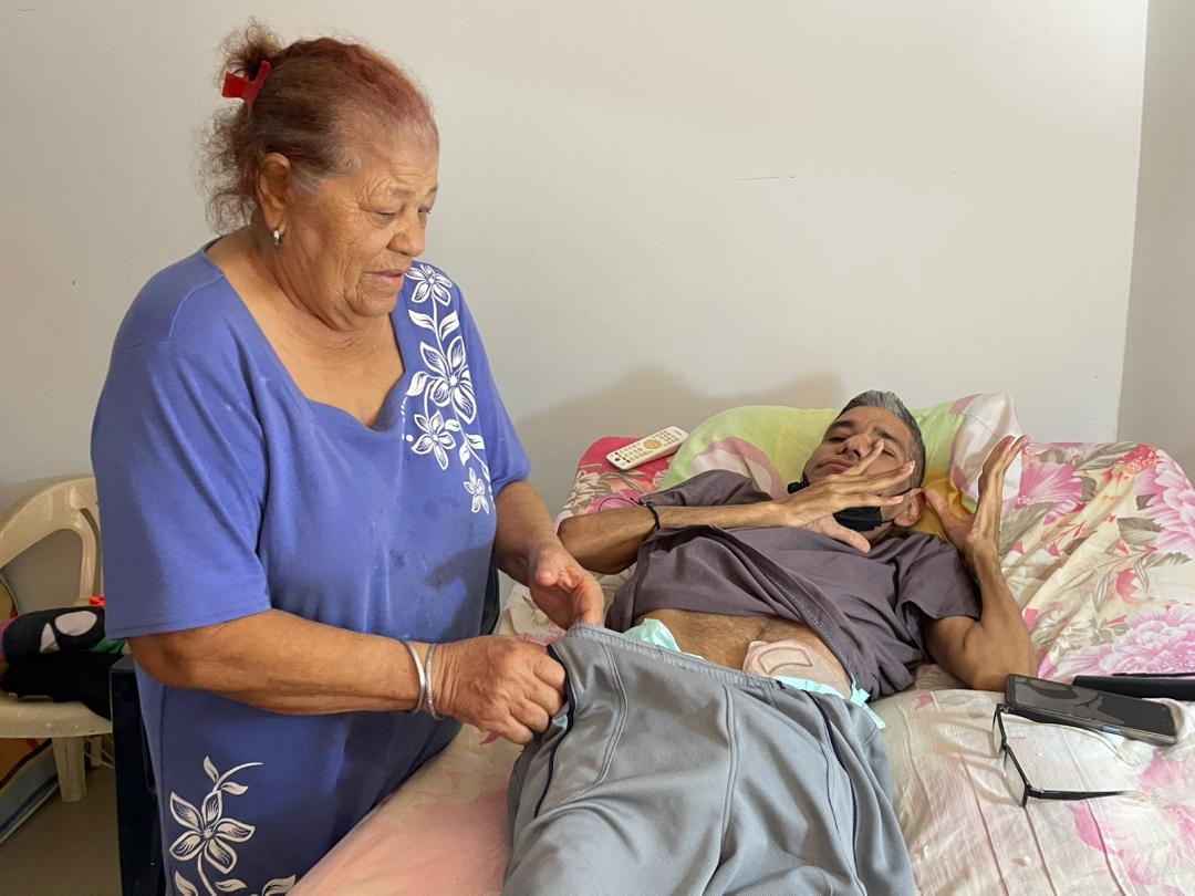 Magaly es un espejo de la lucha silenciosa de tantas madres que, día tras día, se enfrentan a un mundo que parece haberlas olvidado