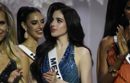 Miss Universo Fátima Bosch, abandonó una entrevista en vivo por esta razón