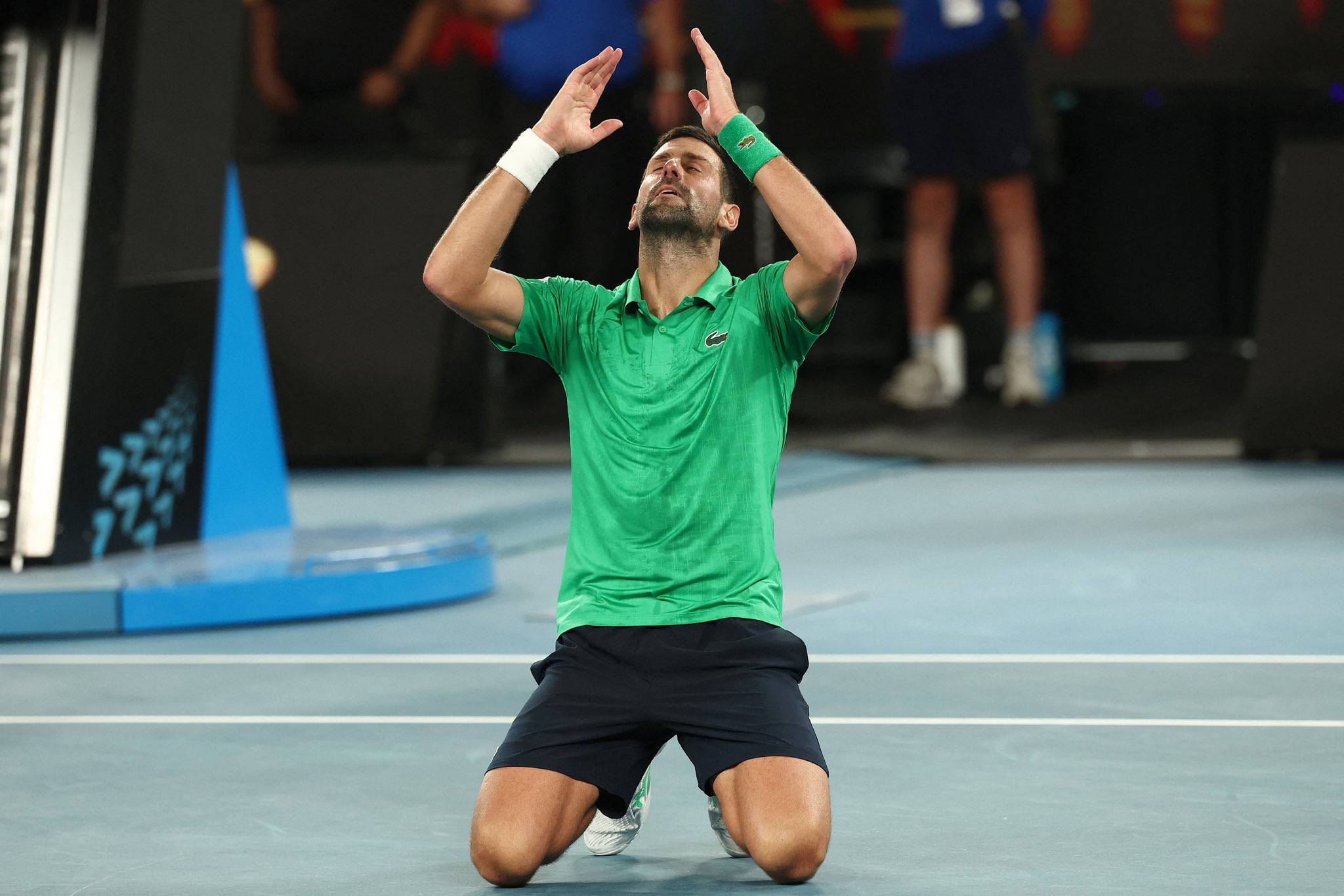 Abierto de Australia: Djokovic da el golpe frente a Sinner y cita a Alcaraz en una final para la historia