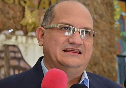 LUZ pide libertad del profesor Eduardo Labrador