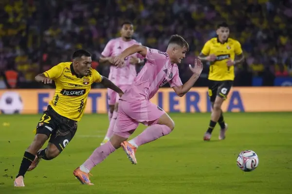 Messi brilló en empate del Inter de Miami ante el Barcelona SC de César Farías