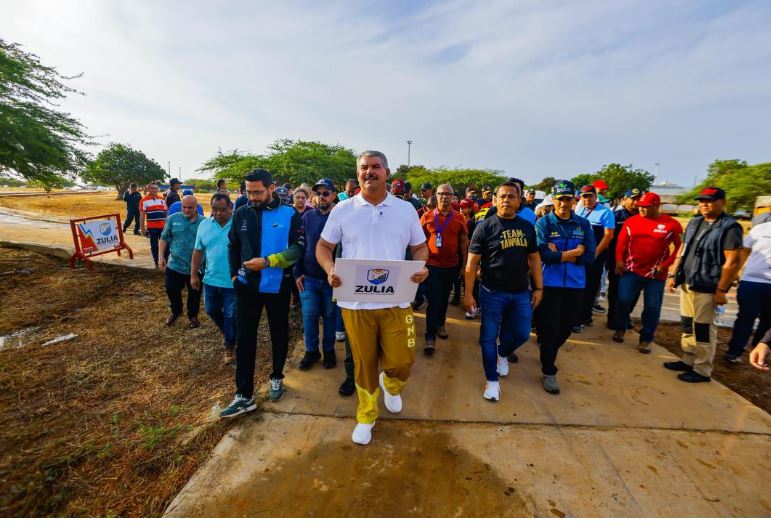Gobernador Caldera supervisa trabajos de recuperación de ciclovía y patinódromo de Vereda del Lago II