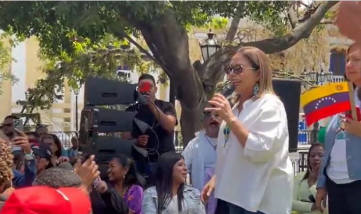 Diputada Tania Díaz propone recolectar fondos entre ciudadanos para la defensa jurídica de Nicolás Maduro
