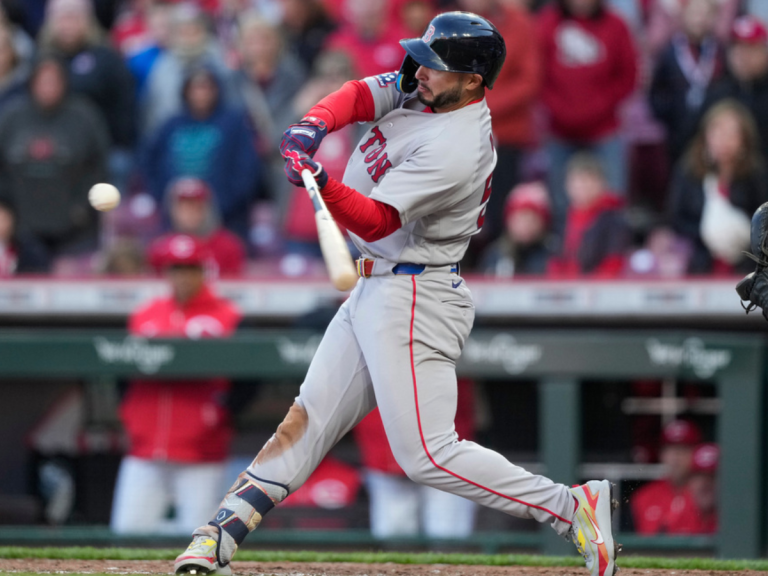 Wilyer Abreu sacude su cuadrangular 40 en Grandes Ligas y le da vida a Medias Rojas