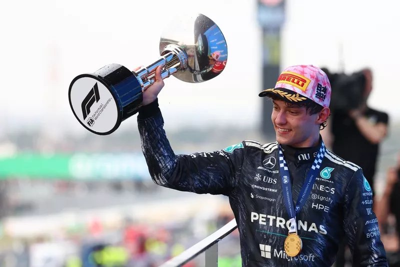 F1: Antonelli ganó en Japón y se convirtió en el líder de campeonato más joven de la historia