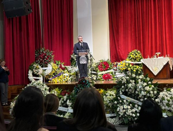 “El Dr. Oscar Belloso Medina deja una huella para las futuras generaciones": Gobernador Luis Caldera despidió al rector fundador de la URBE