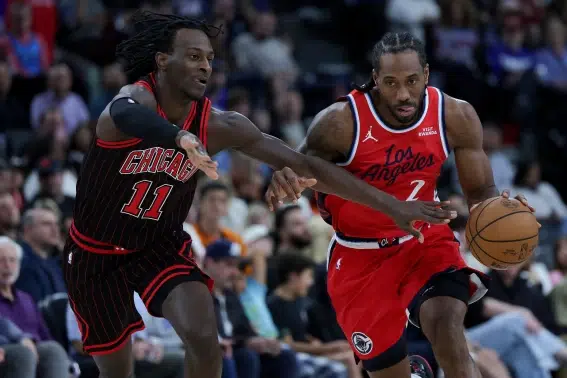 Kawhi Leonard iguala récord histórico y los Clippers no detienen su marcha